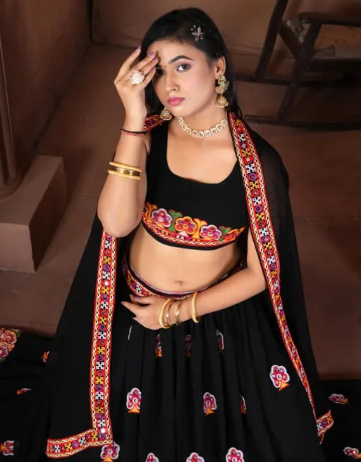 NAVRATRI SPECIAL GAMTHI WORK LEHENGA CHOLI