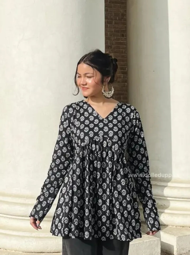 TC Cotton Beautiful Black Printed Women top And Tunics for women, New Trendy Short Kurtis For Girls