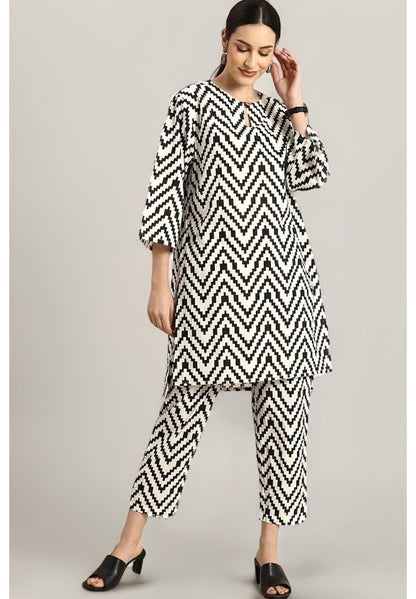 rytras Women's Rayon Printed Straight Kurta Pant Set