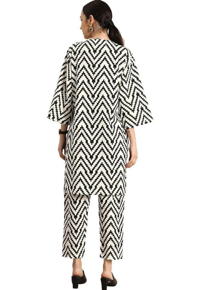 rytras Women's Rayon Printed Straight Kurta Pant Set